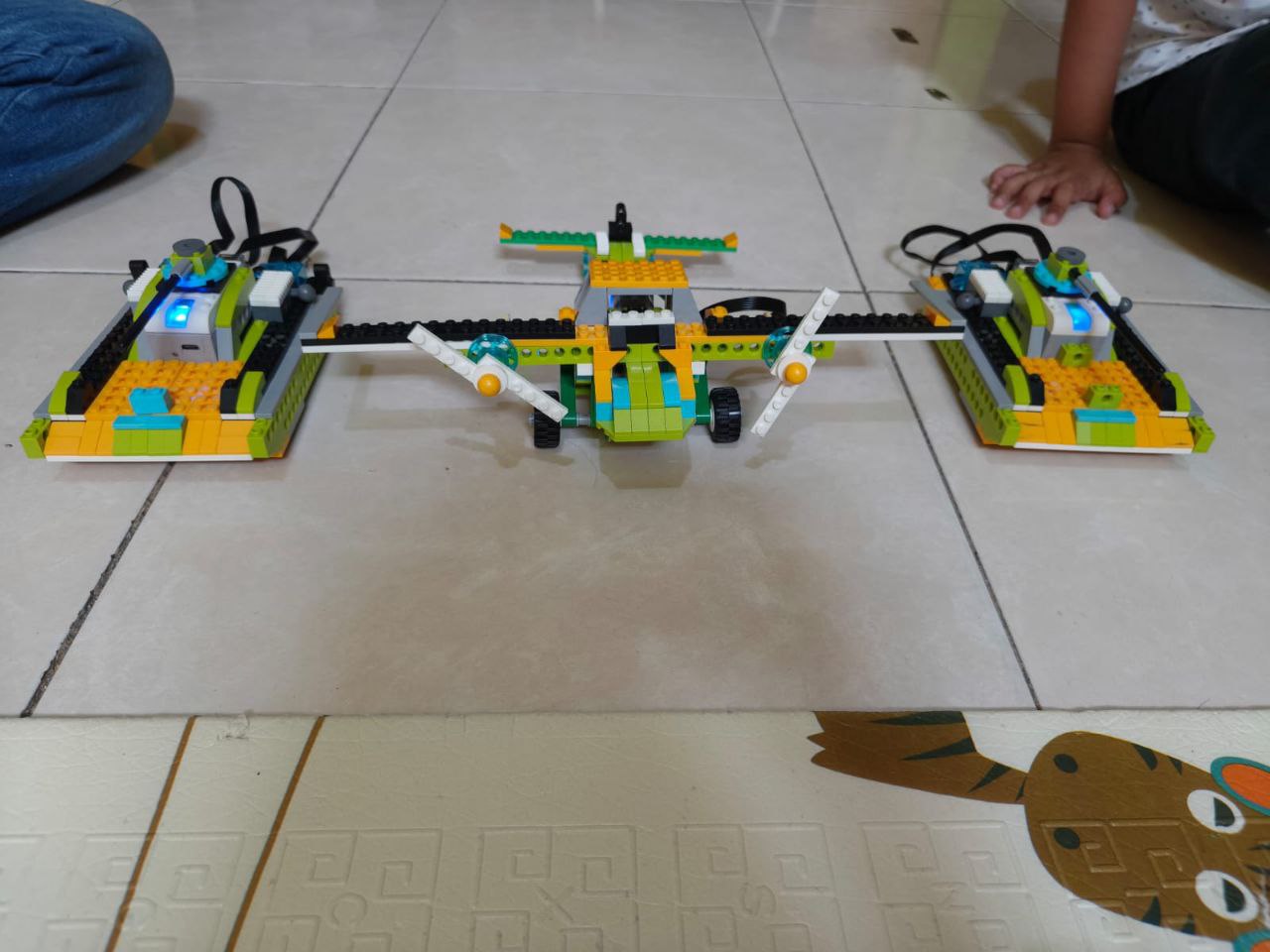 Belajar Membuat Pesawat di Kelas Robotik Imalah